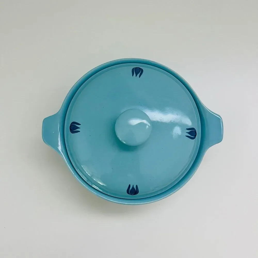 CRONIN POTTERY Dutch Blue Tulip Individual Covered Casserole Dish Bean Pot 1.5Qt